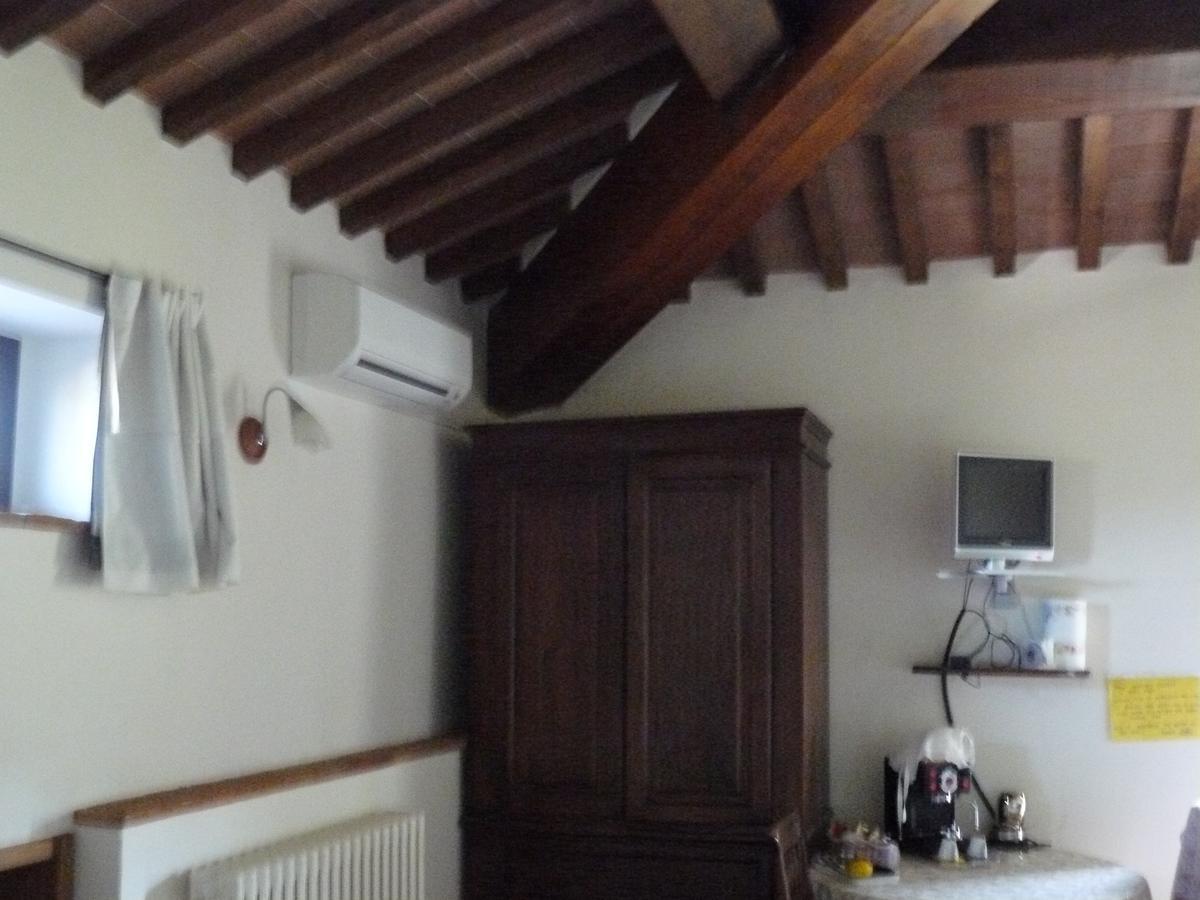 迪亚沃利酒店 Montepulciano Stazione 外观 照片